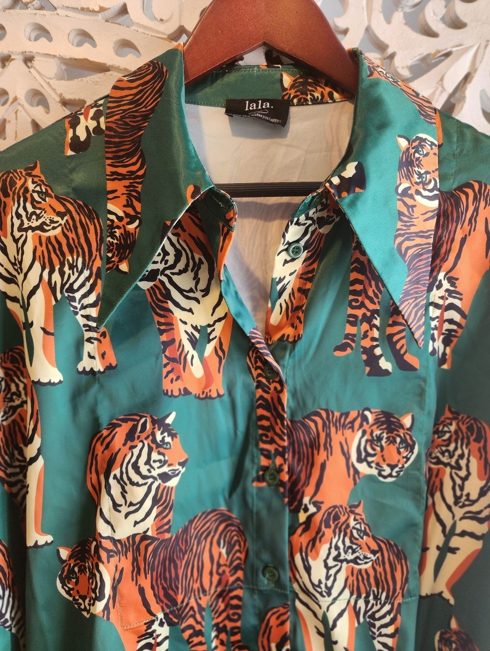 DRESS IN LALA TIGER PRINT ROYAL SATIN TOP IN EMERALD SIZE XXL NWOT - Picture 10 of 16